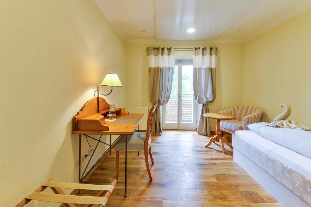 Seinz Wisdom Resort - Bio-Hotel Vegan-Vegetarisch บัดโคลกรุบ ภายนอก รูปภาพ